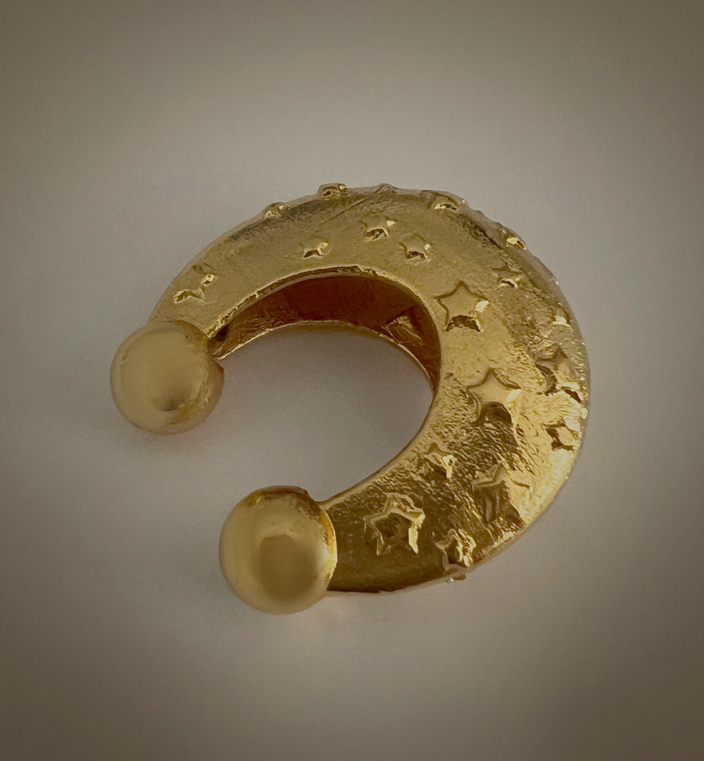 Earcuff estrellas alto relieve